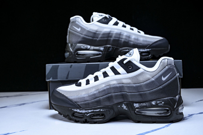 Yu Gi Oh x Nike Air Max Muscle 95 QS Jonouchi II7404-100