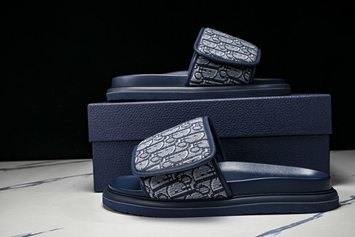 D10r SLIPPERS DS258-086