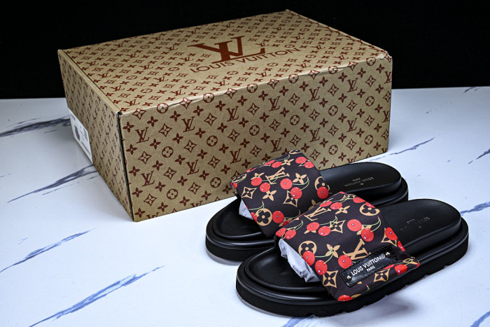 1*V SLIPPERS 11V0107-097