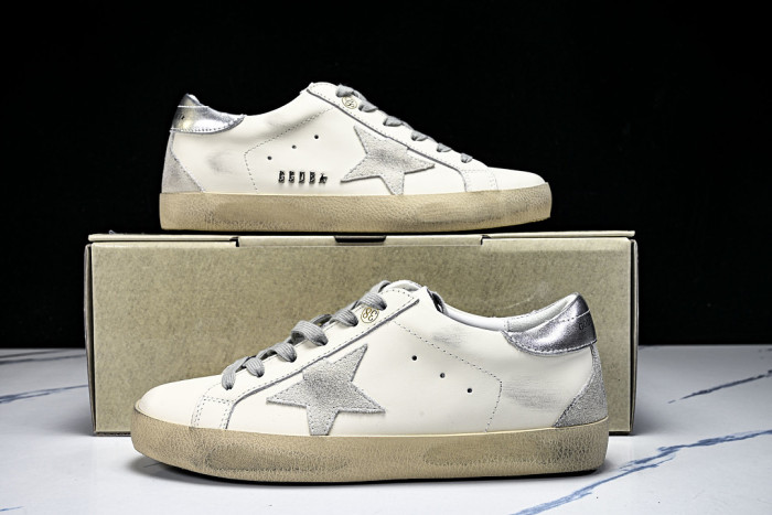 G01den G003e SNEAKERS GGS00033