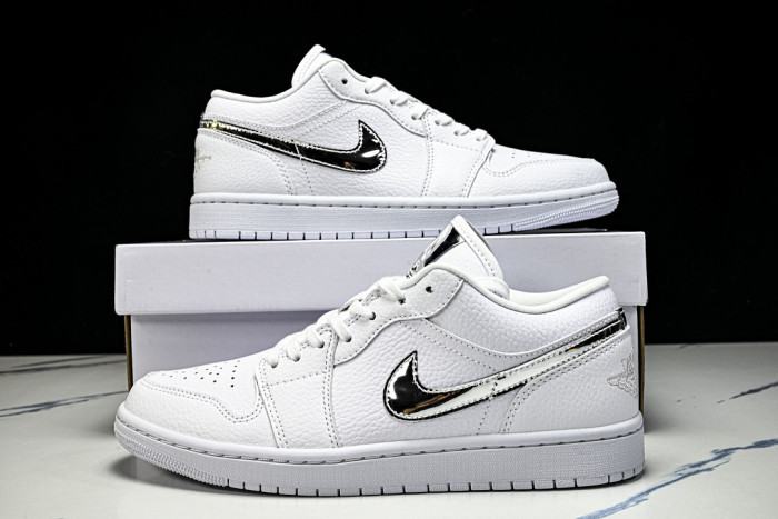 Air Jordan 1 Low SE 