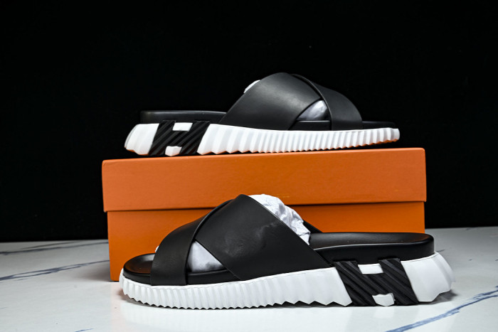 He*mes Slide CU526-2177