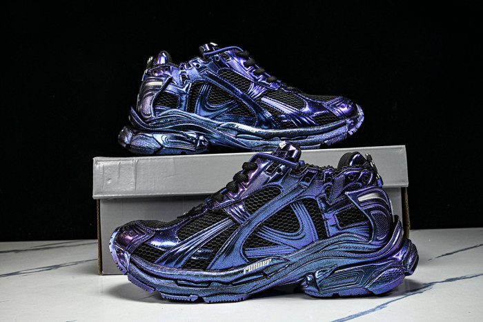 BLCG RUNNER SNEAKER 772774-WRNBT-4000