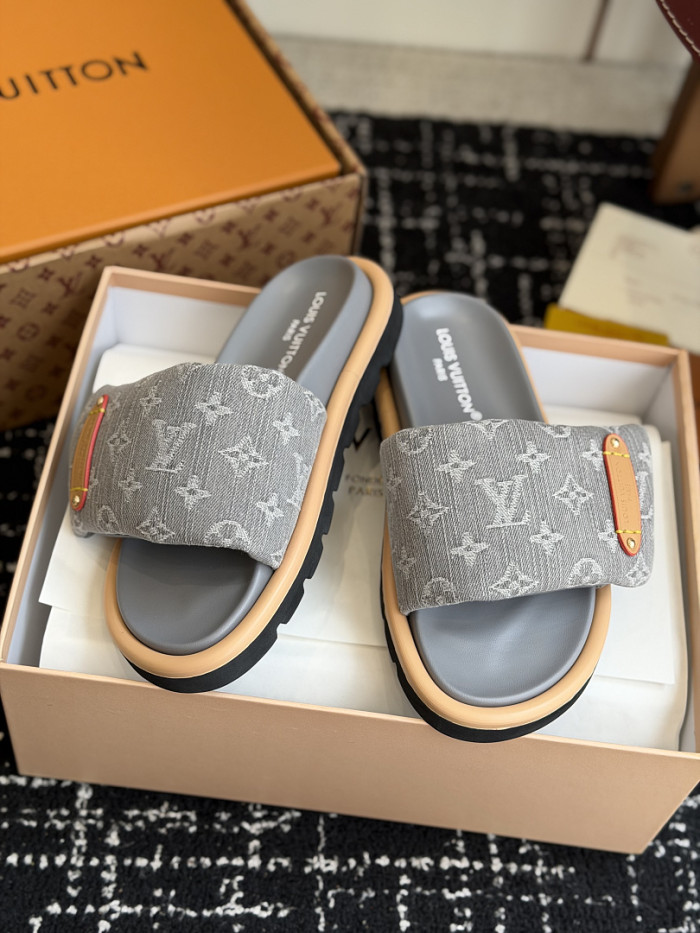 1*V SLIPPERS 11V0107-155