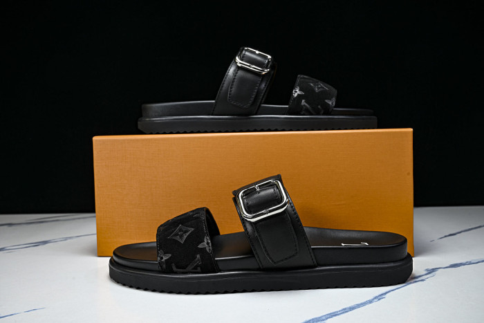 1*V SLIPPERS 11V0107-158