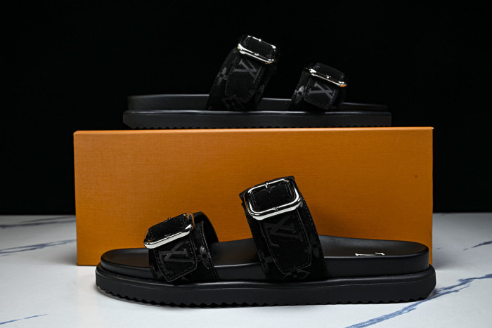 1*V SLIPPERS 11V0107-160