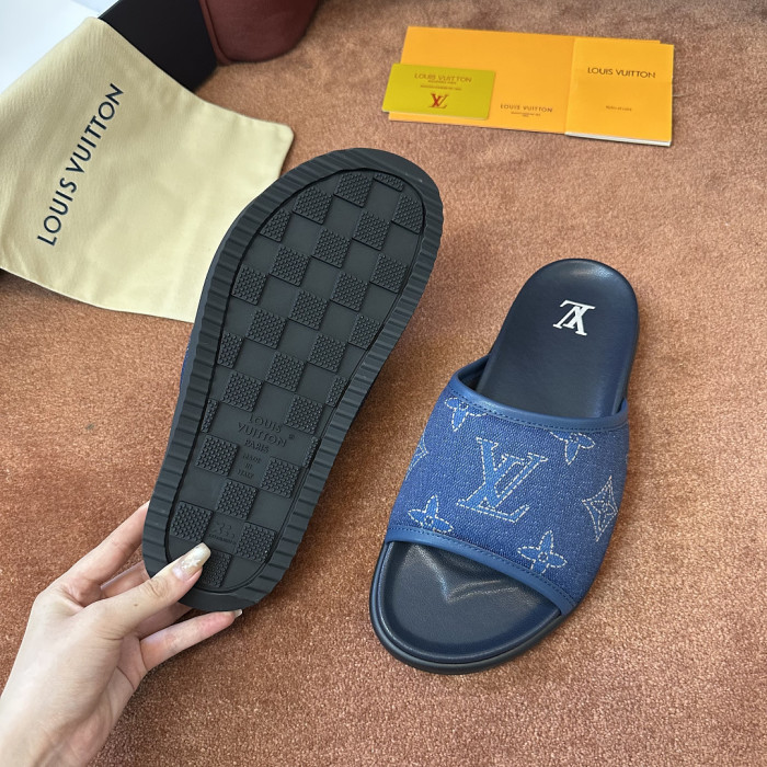 1*V SLIPPERS 11V0107-139