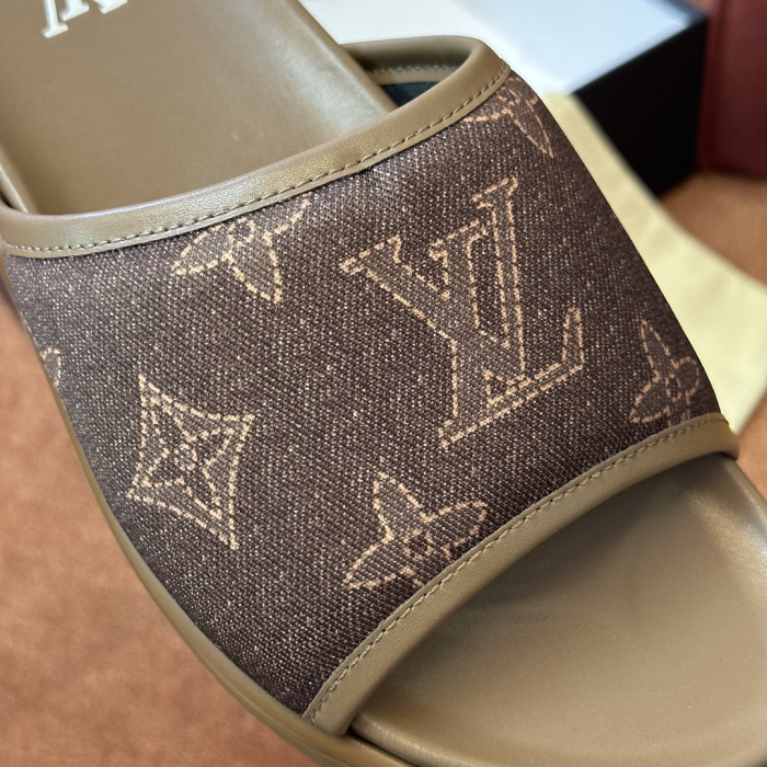 1*V SLIPPERS 11V0107-142