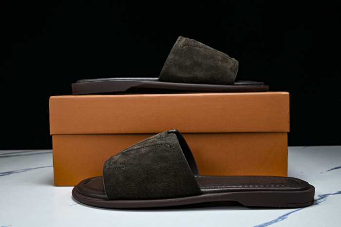 1*V SLIPPERS 11V0107-147