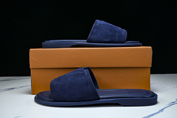 1*V SLIPPERS 11V0107-149