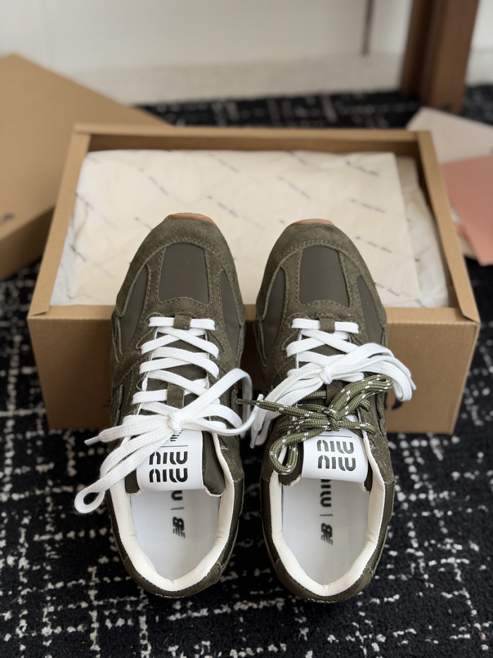 M1v M1v x New Ba1an*e UM012