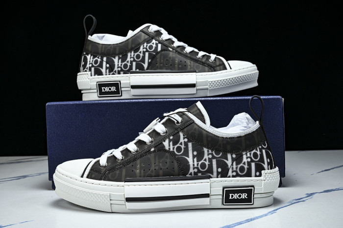 D10R B23 Sneakers DR1256-5612