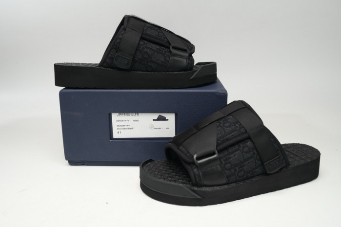 D*or slippers