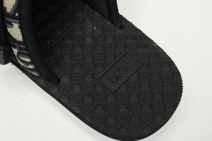 D*or slippers