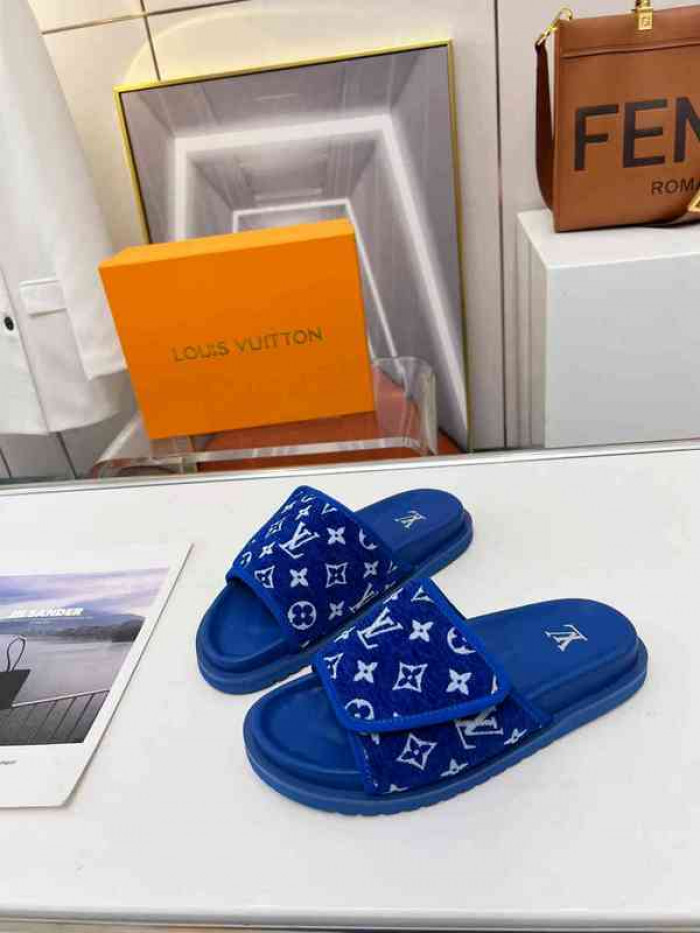 1*V SLIPPERS 11V0107-028