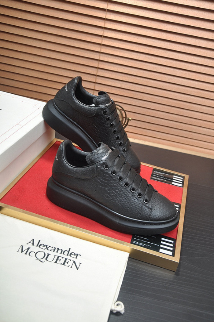 A1EXANDER M*QUEEN SNEAKERS WHGP7-101