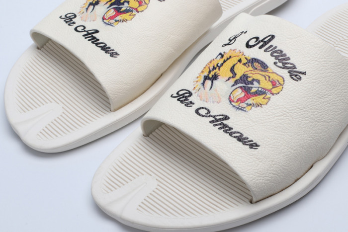 gucc slippers
