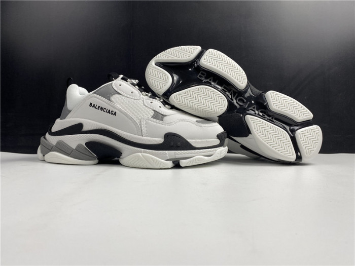 blcg sneaker triple.s.gomma gray 536737 w0901 9089