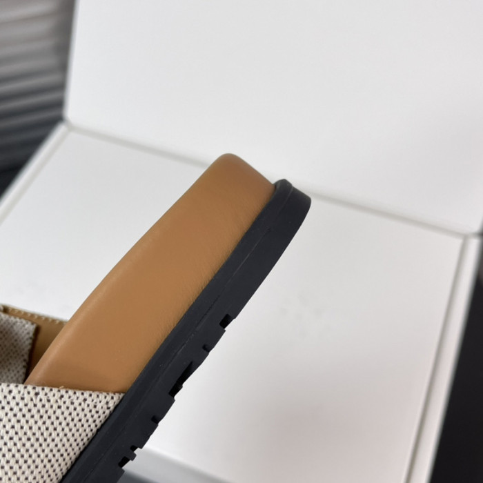He*mes Slide CU526-2152