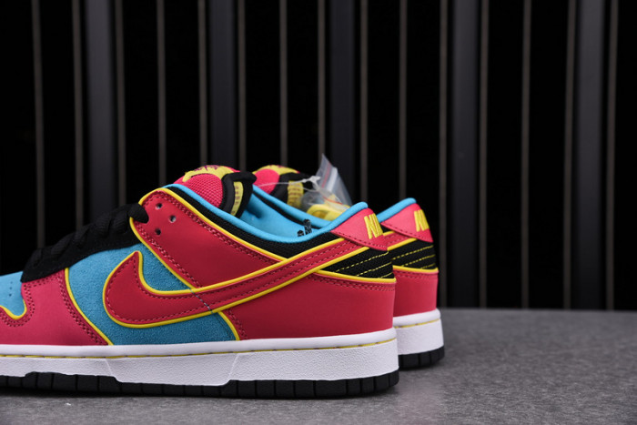 nike dunk sb low ms. pacman - 313170-461