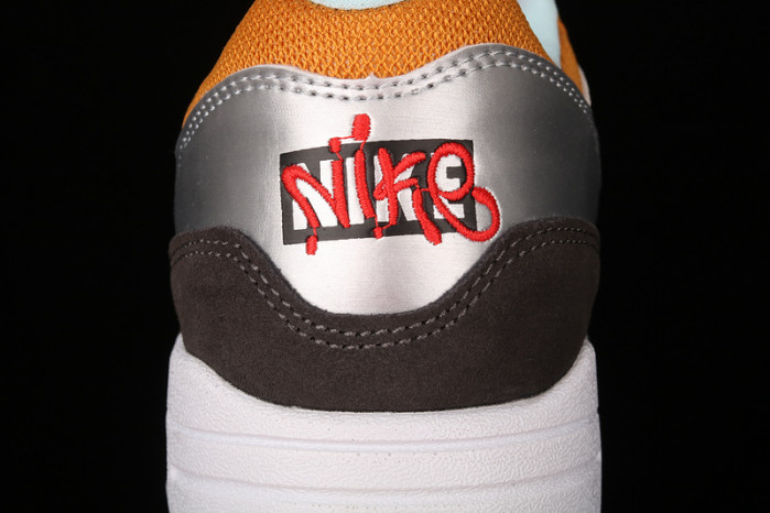 nike air max 1 graffiti logo - cz8138-100