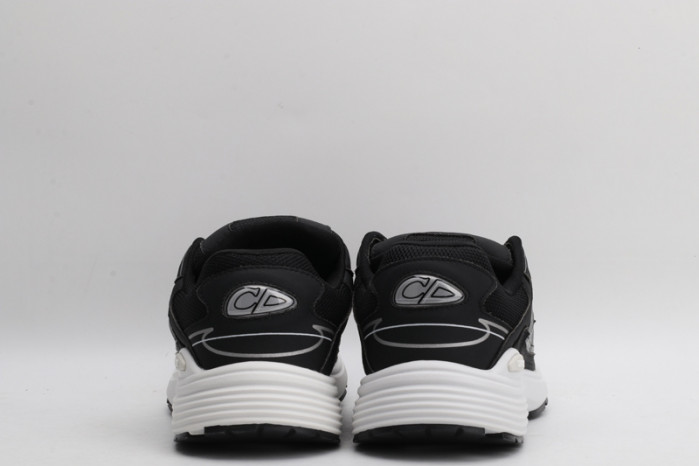 d10r b30 sneakers