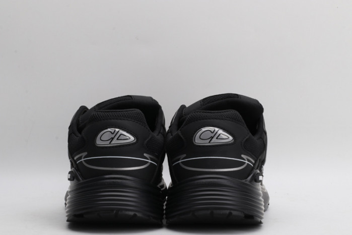d10r b30 sneakers