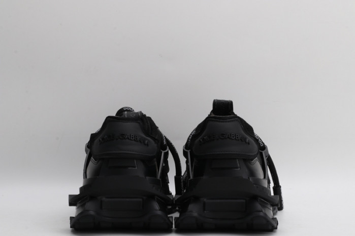d.g. sneakers