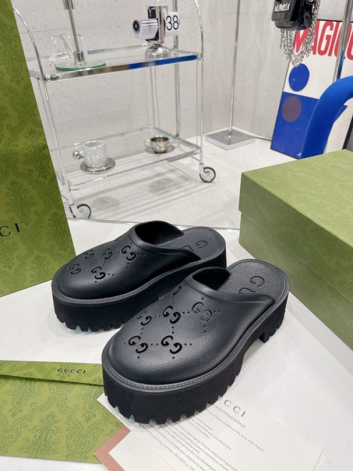 gucc slippers