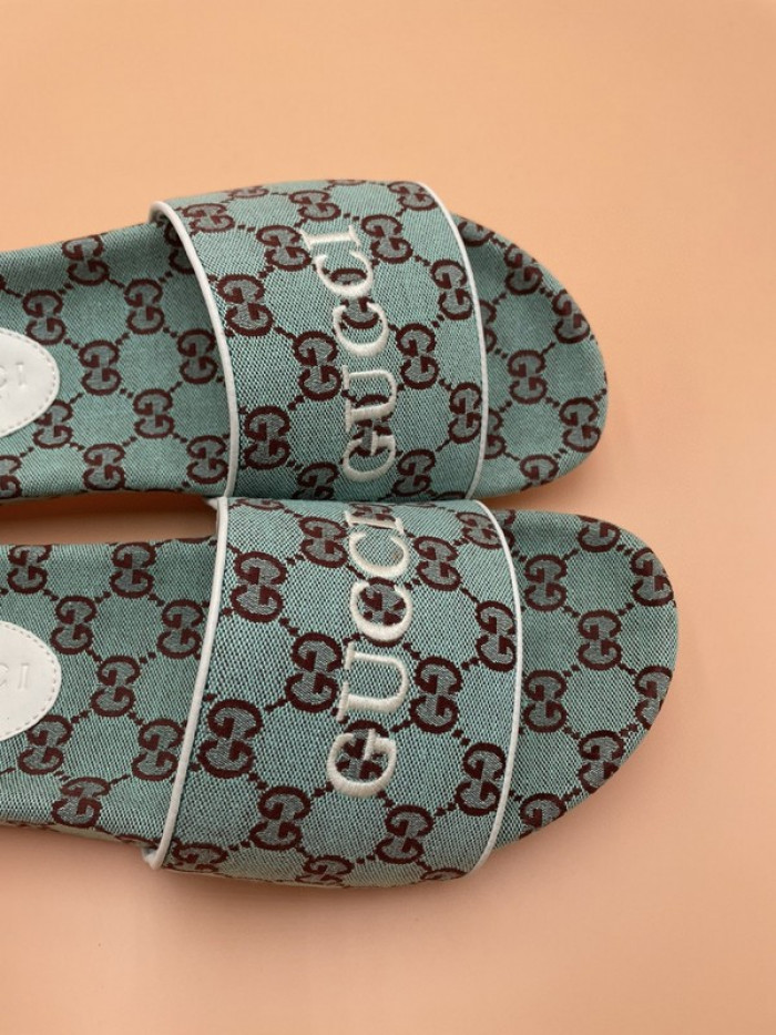 gucc slippers