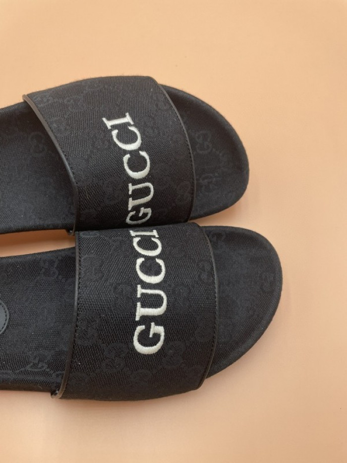 gucc slippers