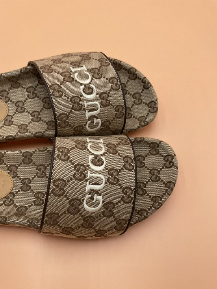 gucc slippers