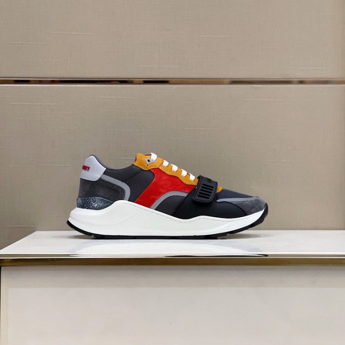 bby sneaker
