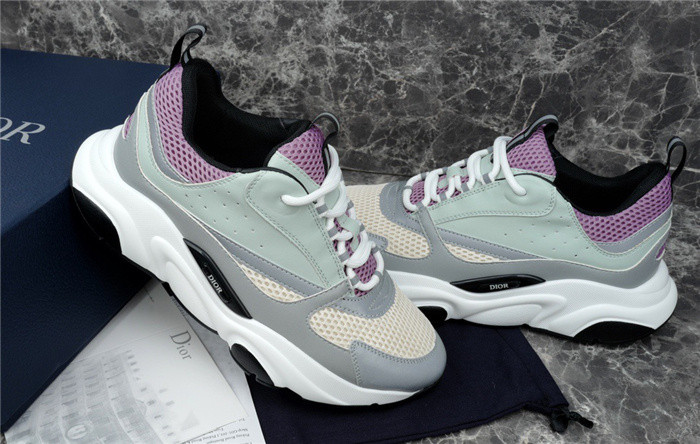 D10R B22 TRAINER SNEAKER