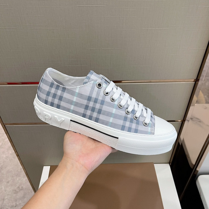 bby sneaker by0014