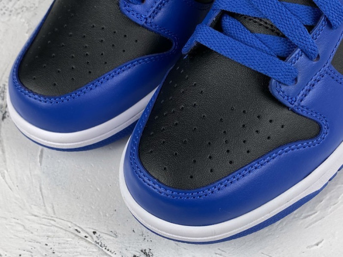 nike dunk low sb black and blue cu1726 006