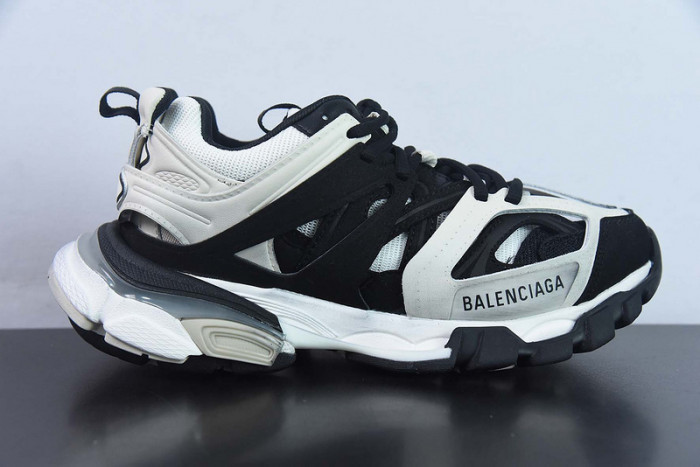 blcg track trainer 3.0 542023 w2fsc 1081