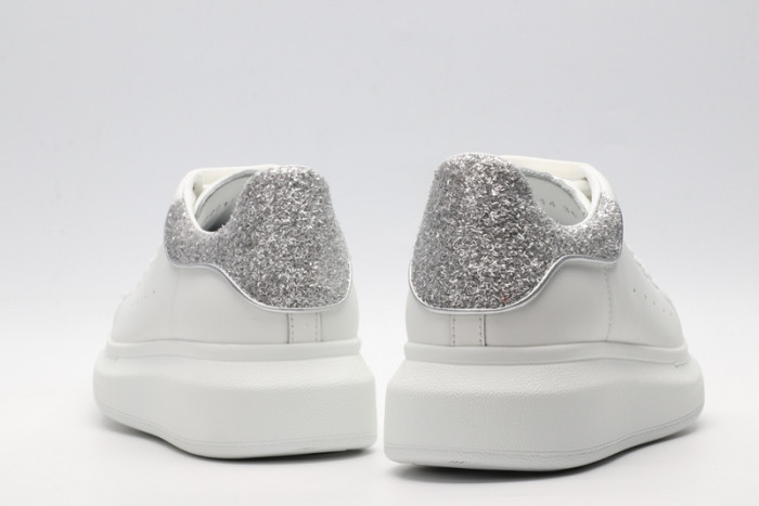 A1exa*der Mcqv*en SNEAKERS MC5563-047