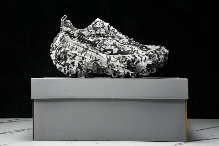 blcg defender sneaker w2rad 1082