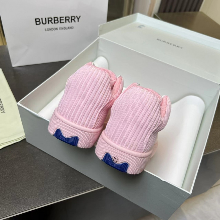 bby sneaker by0093