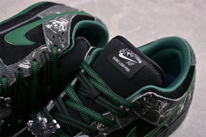 there skateboards x nike sb dunk low hf7743-001