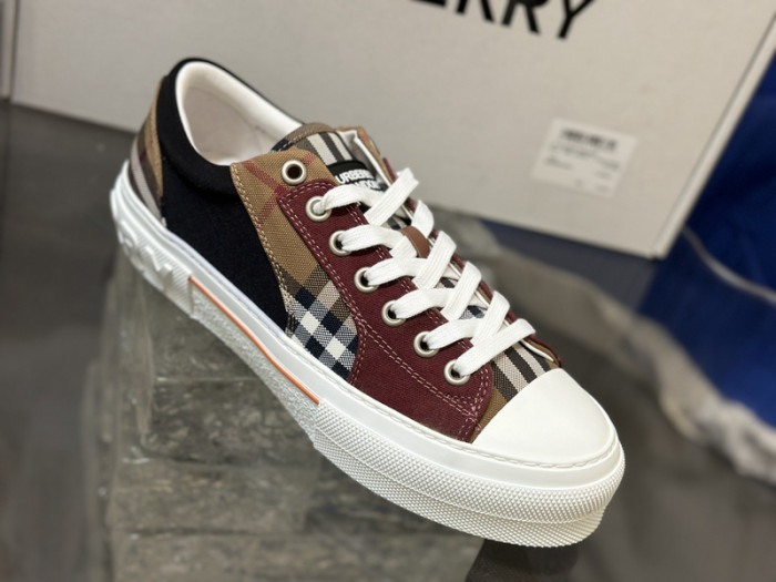 bby sneaker by0050