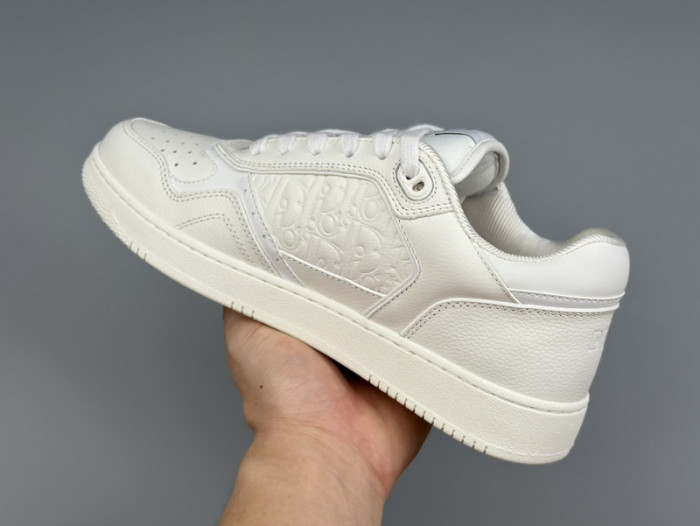 d10r b27 sneakers bnop235-028