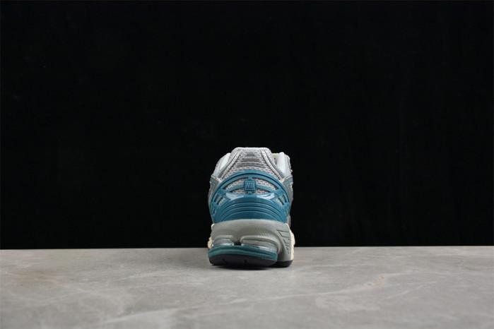 new balance 1906r 