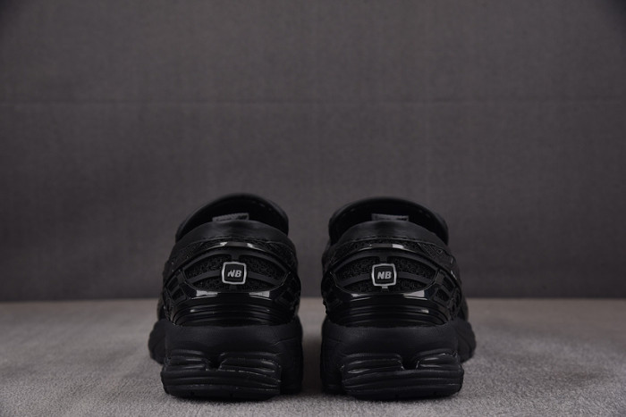 New Balance 1906L 