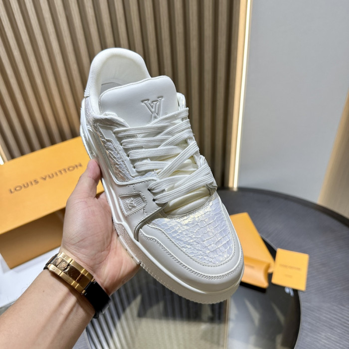 1V SNEAKERS 1V0425-154
