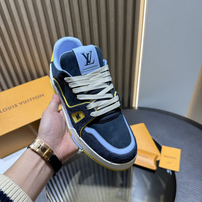 1V SNEAKERS 1V0425-158