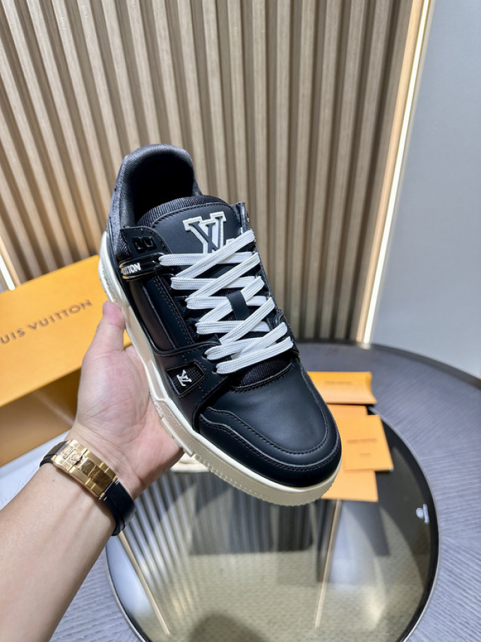 1V SNEAKERS 1V0425-174