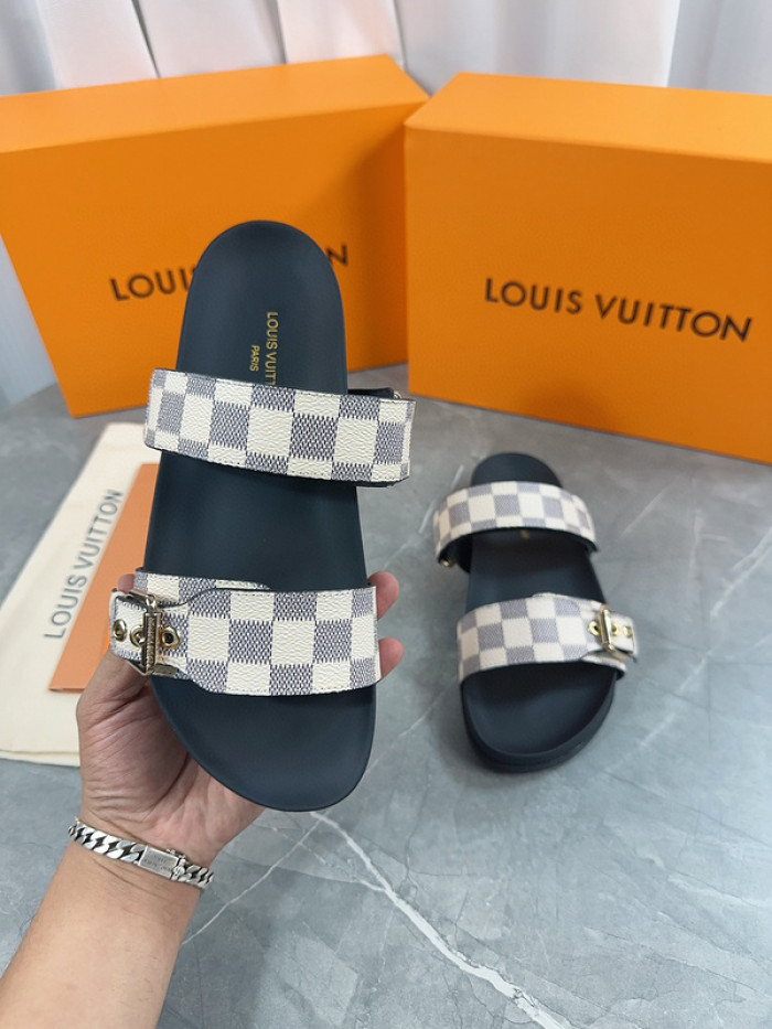 1*V SLIPPERS 11V0107-043