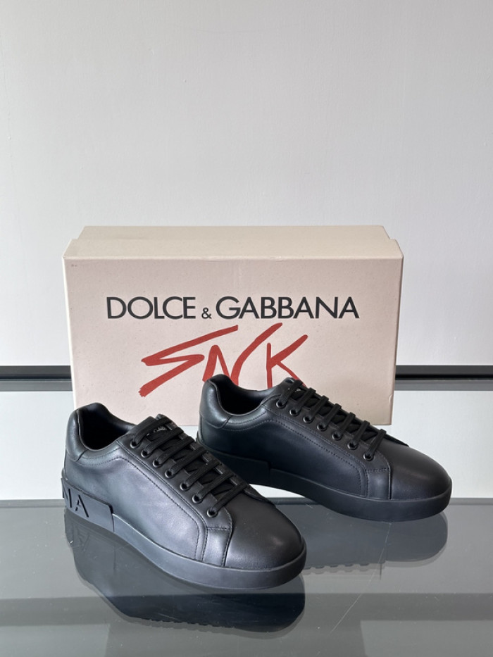 D.G. Sneakers DG210-175